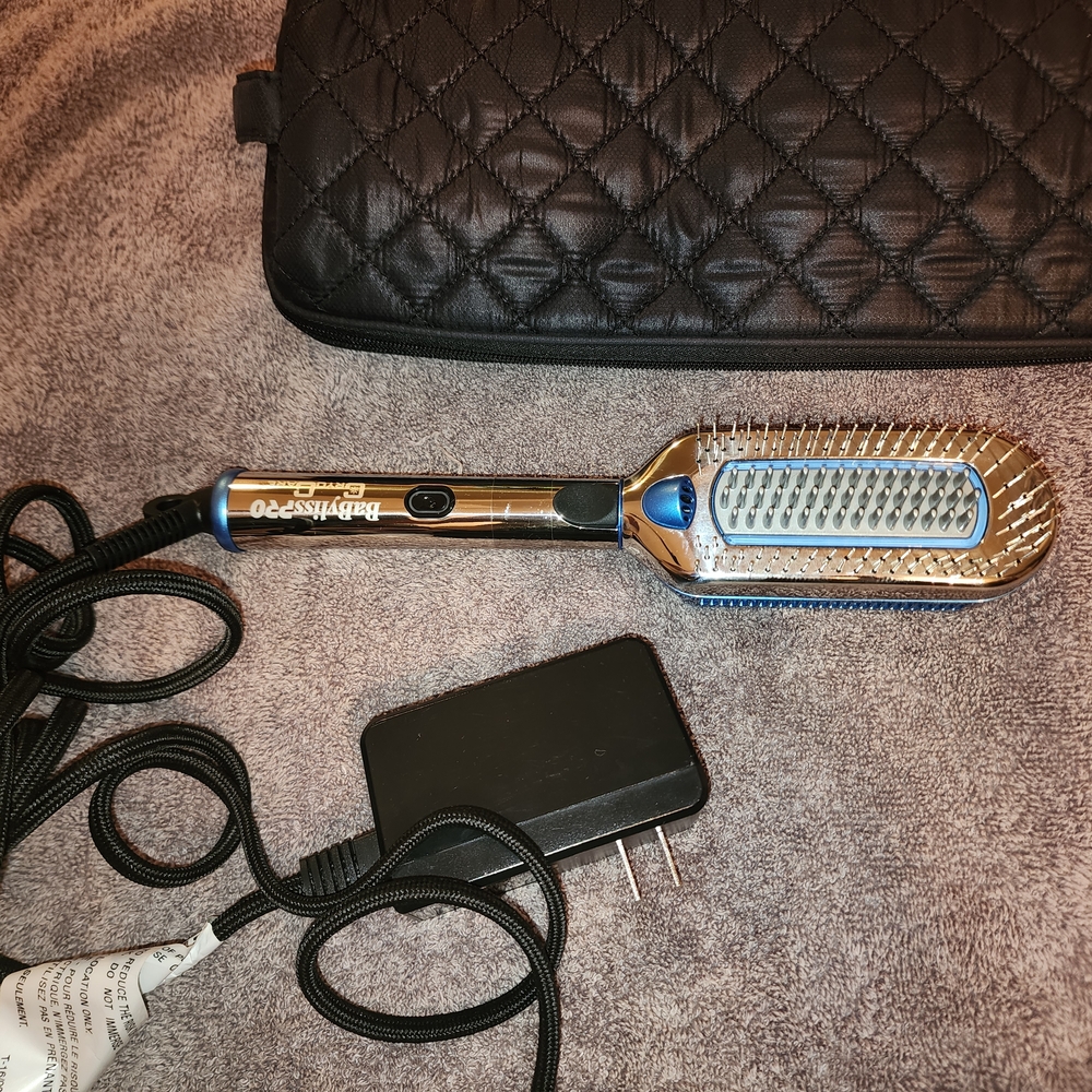 BaBylissPRO Black Quilted Case with Blue and Silver Brush